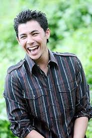 10 pelakon lelaki paling ganteng di malaysia | miss lonjong reaction link source diva gojes. 20 Artis Lelaki Terkacak Di Malaysia