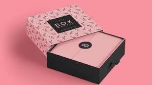 Download Free Luxury Chocolate Packaging Gift Box Mockup Free Package Mockups