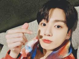 Sinae kim & 김상진• artist: Happy Birthday Jungkook When Bts Golden Maknae Revealed He Rewatches These Hollywood Movies To Feel Happy Pinkvilla