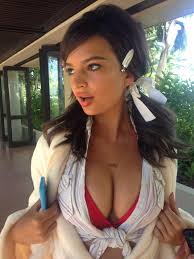 Emily Ratajkowski New Leaked Pics (170 PHOTOS) - The Fappening Leaked Photos