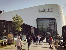 Is the sign new too? Shopping In Vienna Cum Se Ajunge In Scs Mall Lady Butterfly