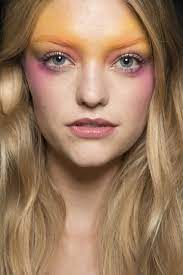 Every Makeup Look You Need To See From The Spring 2019 Shows Catwalk Makeup Spring Makeup Trends Makeup Trends