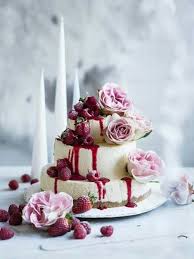 A buttercream decorating ombre design is created using rosettes. 50 Yummy And Trendy Wedding Cheesecakes Weddingomania