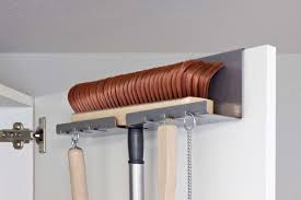 Besenhalter Und Schaufelhalter Mit 6 Haken Mit Dieser Bestenstation X2f Reinigungsstation Hangt Alles Am Richtigen Platz Mit Besenhalter Halte Durch Besen