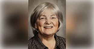 Erin Nye's Instagram, Twitter & Facebook