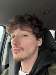 Can I get a haircut with a new licence photo?