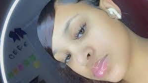 Pearl Wiese's Instagram, Twitter & Facebook