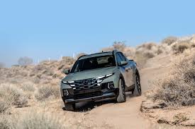 Come join the discussion about upgrades, towing capacity, reliability, and more! 2022 Hyundai Santa Cruz Fills The Gap Between Pickup Trucks And Cars Autobala
