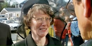 Jaws cast members reunite at seafood restaurant