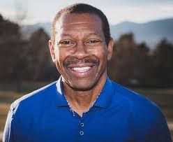 Choose Greatness: 11 WIse Decisions that Brave Young Men Make