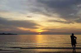 Pantai cermin is an accommodation in north sumatra. Pantai Cermin Harga Tiket Masuk Lokasi Spot Foto Terbaik 2021