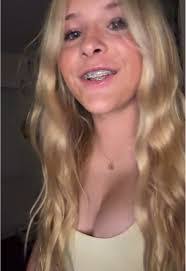 Isabella Abel's Instagram, Twitter & Facebook