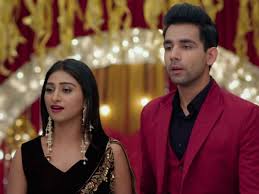 A lot and it was visible when her role as naira was coming to an end in the show. Yeh Rishta Kya Kehlata Hai Spoiler Suwarna Meets With An Accident Kartik Naira To Get Divorced Filmibeat