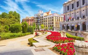 Wenn sich die meisten sehenswürdigkeiten von madrid auf die straße der künste konzentrieren, befindet sich das archäologische nationalmuseum in der nähe. 10 Top Bewertete Madrid Sehenswurdigkeiten 2021 Mit Karte