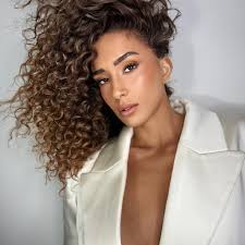 Photos by Lior mor hair&makeup (@lior_lia_mor) · August 13, 2025