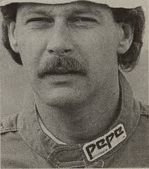 Nr. 2/10. Februar 1988/4. Jahrgang Offizielles Organ des Schweizerischen  Auto- und Motorradfahrer-Verbandes Erscheint am Mittwoc