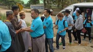 He was not 'botak' and his surname was not chin. Pharmeng Technology Malaysia Community Service Responsibilities Program