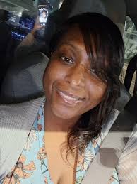 mood is good when people see me bare face and still call me pretty ☝🏻✨