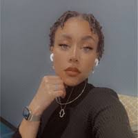 Qiana White's Instagram, Twitter & Facebook