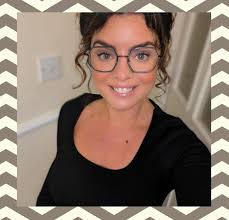 Our lovely customer Sinead 😍just collected her new Dutch Bloomdale frames  today . More styles to choose from in our Waterford & Tramore store.