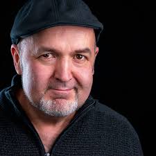 Stuart Earl: albums, songs, concerts