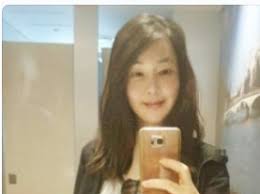 학벌, 재력, 미모, 지성 등 무엇 하나 빠질 게 없는 여성이 바로 김건희. 1tdb I1cbhaenm