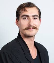 Curtis Renaud's Instagram, Twitter & Facebook