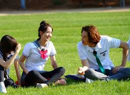 He is known for his appearance in the popular tv series running man. Running Man Yoona Says She Hates Watching Lee Kwang Soo Take Bath