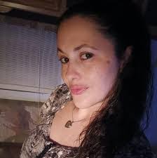 Tara Riddle's Instagram, Twitter & Facebook