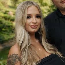 Skylor Wright and Holly Marie Steeg's Wedding Website