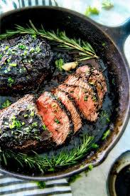 Easy Pan Seared Steak With A Deeply Caramelized Seared Crust And The Most Amazing Balsamic Herb Cr Top Sirloin Steak Recipe Beef Steak Recipes Pan Seared Steak