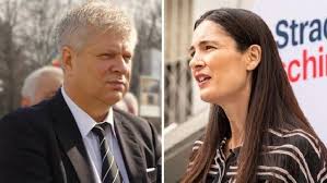 Consiliul local sector 1 a respins joi alocarea a 10 milioane de lei de la bugetul local pentru catedrala mantuirii neamului. Dosar Penal Deschis DupÄƒ Ce Un Candidat Psd La Consiliul Local Sector 1 A Fost Prins Cu Peste O SutÄƒ De Procese Verbale Asupra Sa El Spune CÄƒ Erau Necesare Pentru NumÄƒrÄƒtoarea