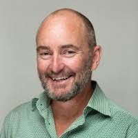 Darcy Arnold's Instagram, Twitter & Facebook