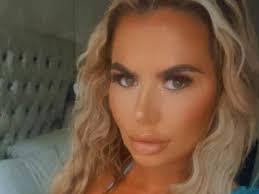 Rise of drug gangster's moll