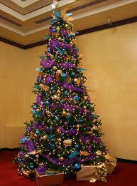 35 Breathtaking Purple Christmas Decorations Ideas All About Christmas