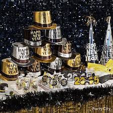20 Gorgeous Gold And Black New Years Eve Party Decor Ideas You Should Try New Years Eve Party Ideas Decorations New Years Eve New Years Eve Decorations