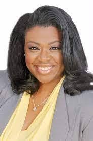 Diane Poulson's Instagram, Twitter & Facebook