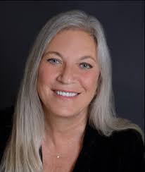 Tommy "Throwback" Kovac (@TommyKomic)