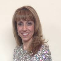 Lenore Shapiro's Instagram, Facebook & TikTok