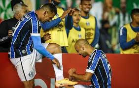 Placar ao vivo com resultados dos jogos de hoje da rodada atualizados online em tempo real. Gremio Repete Placar Do Primeiro Jogo E Se Classifica Para As Quartas De Final