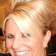 Kim Eger's Instagram, Twitter & Facebook