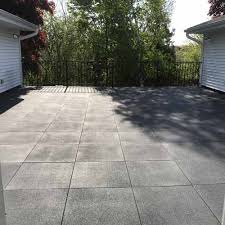 Rubber paver mould, for landscaping. Patio Rubber Floor Tile Gray Sterling 2 Inch