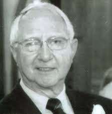 Laurel James's Instagram, Twitter & Facebook