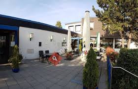 Der altkönig ist mit 798 m nach dem großen feldberg (881 m) und dem kleinen feldberg (825 m) der dritthöchste berg. Hotel Haus Altkonig