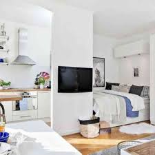 Meubler Un Studio 20m2 Voyez Les Meilleures Idees En 50 Photos Comment Meubler Un Studio Studio Meuble Comment Amenager Un Petit Salon