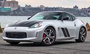 Build, price, and customize your own nissan vehicle. Nissan 370z 2017 Modellpflege Motor Autozeitung De