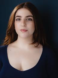 Excuse the other people in my Six photos😐