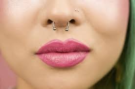 Nose Ring Dreams Meaning Interpretation And Meaning Dream Dictionary Neuspiercing Roze Lippen Neusring
