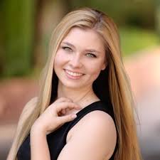 lauren badger (@lbadgerr)