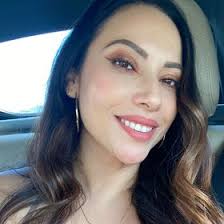 Susan Carrera's Instagram, Twitter & Facebook